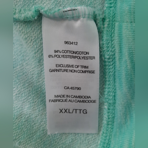 Danskin Plus Sweatshirt - Picture 10 of 10